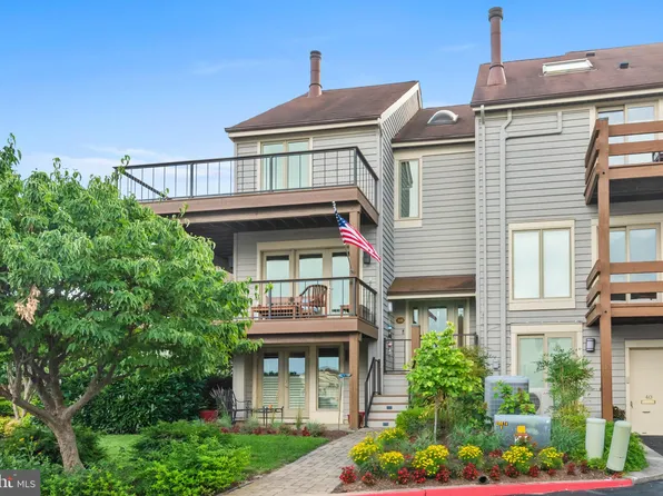 38 Chesapeake Lndg, Annapolis, MD 21403