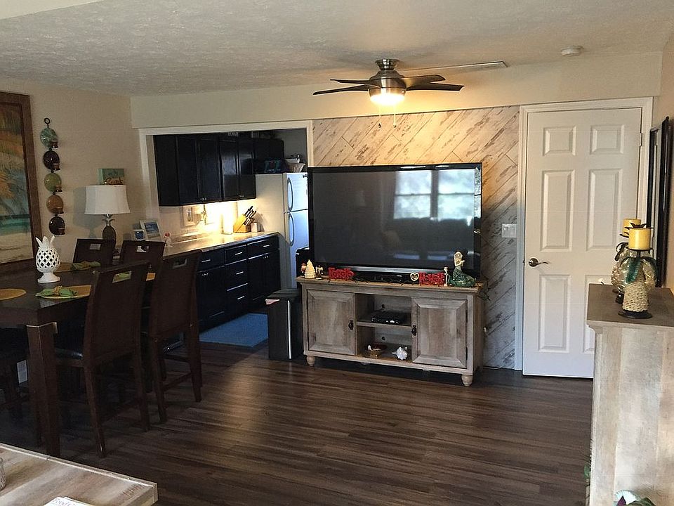 1st image of 762 Mentor Ave APT 33