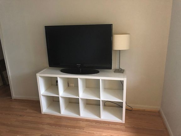 4th image of 5812 Greentree Rd #3