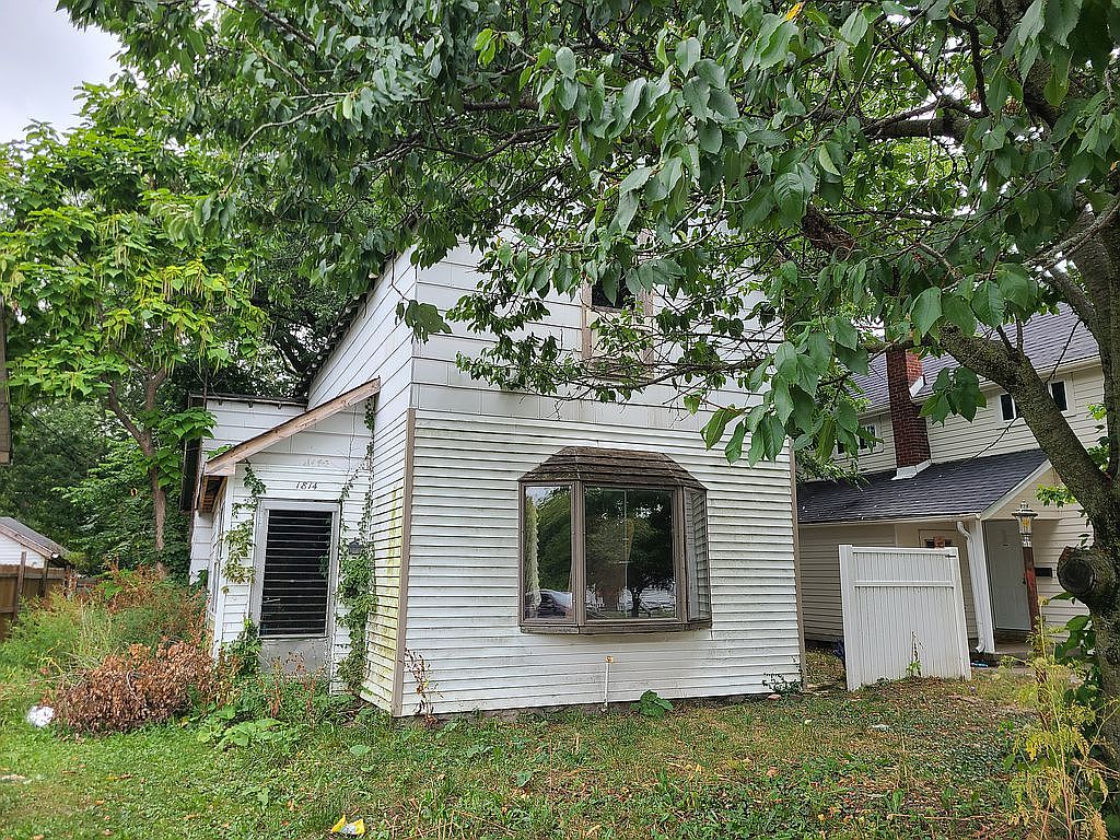 1814 Walnut St, Anderson, IN 46016 | Zillow