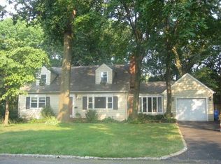 1295 Cedar Ave, Mountainside, NJ 07092