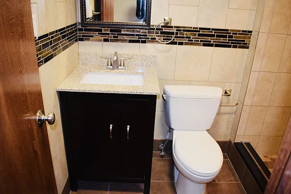 Rented by Farran & Associates | media 5