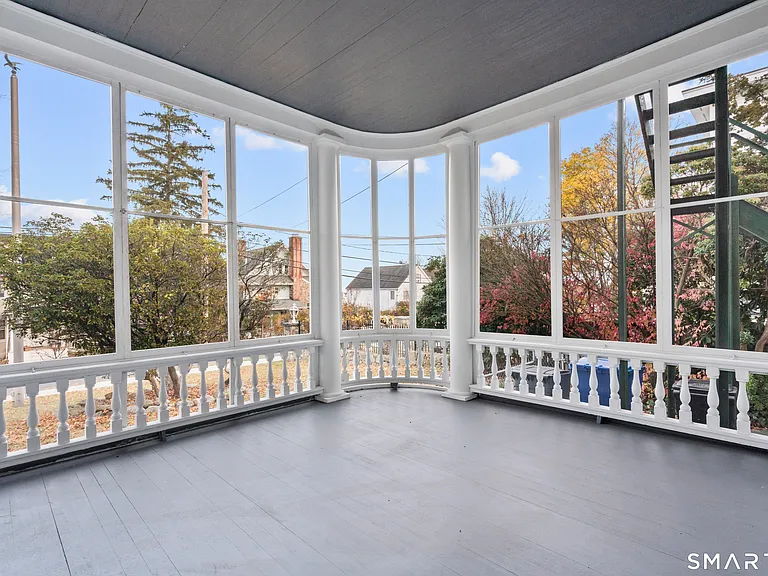 43 Elmwood Ave — Photo 25