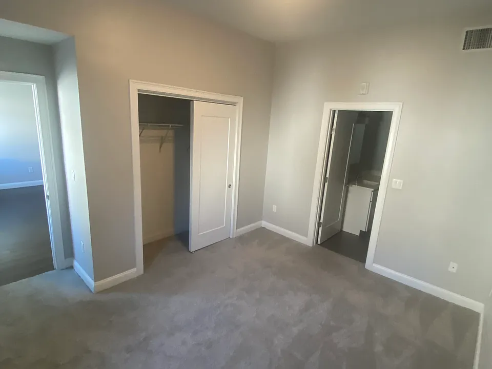 35 Merrymount Rd #1