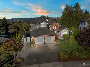 2033 28th St SE, Puyallup, WA