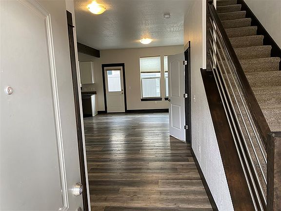 2nd image of 2439 Aspen Grove Loop