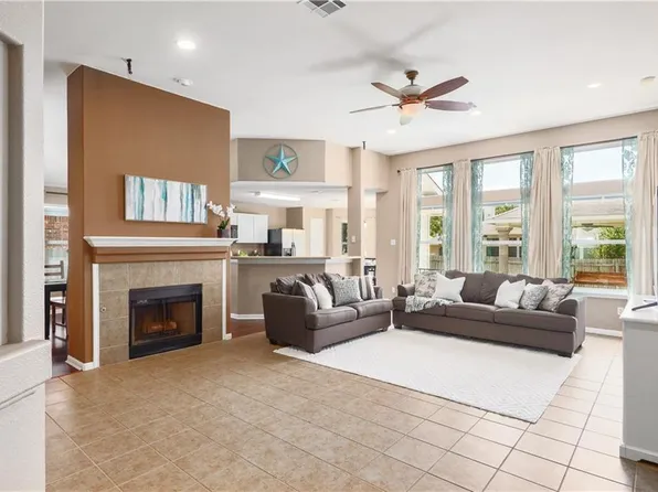 210 Pheasant Rdg, Round Rock, TX 78665