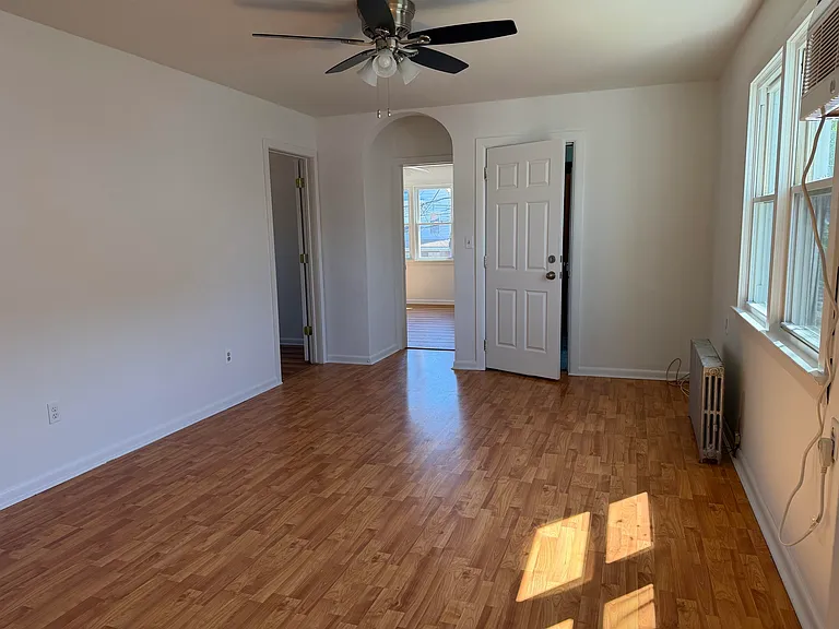 119 Marsellus Pl #2 — Photo 9