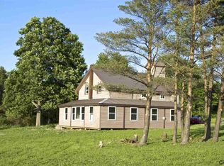 1040 S Green Rd, Sprakers, NY 12166