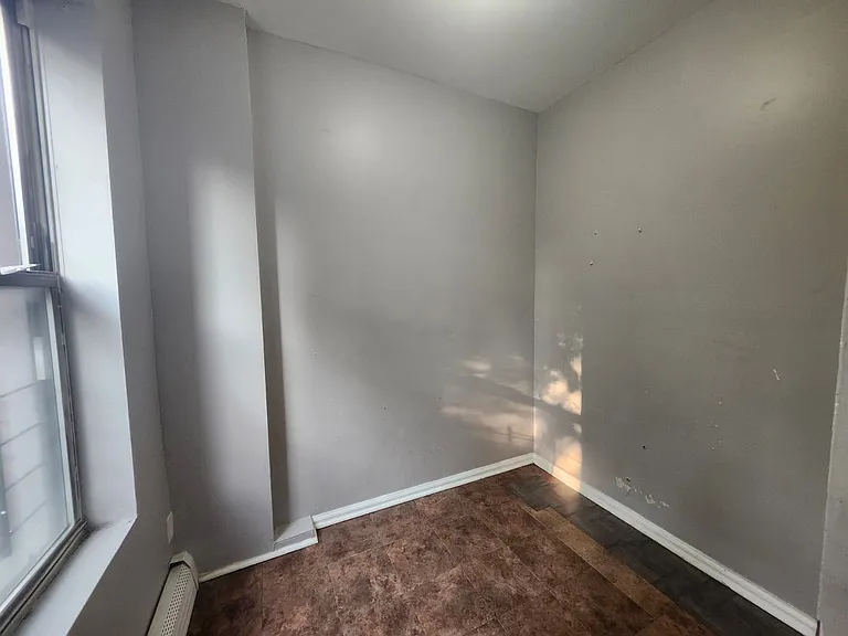 36 S 12th St #31E — Photo 6