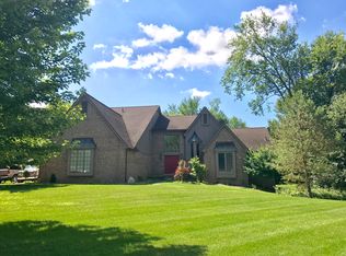 33719 Ramble Hills Dr, Farmington Hills, MI 48331