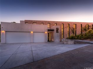 5 Wrangler Ln, Bell Canyon, CA 91307