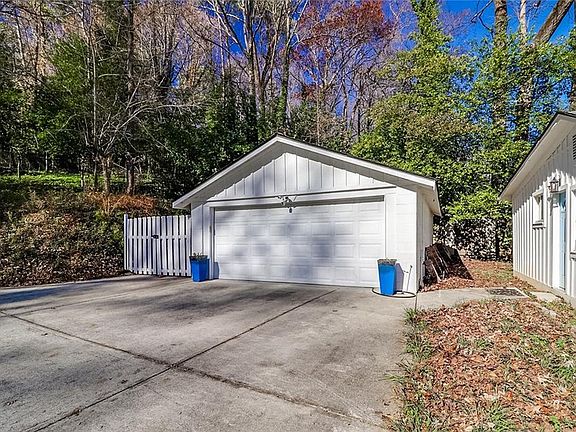 4th image of 60 Hardeman Rd #B