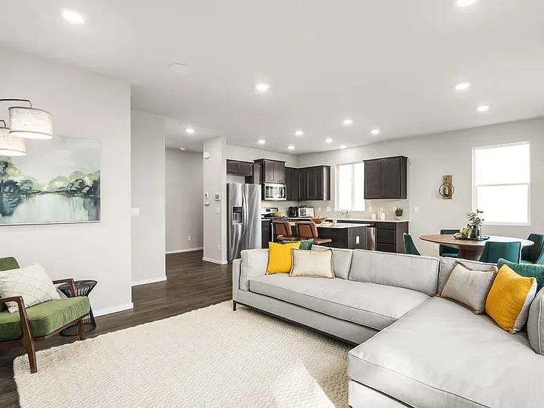 2137 Boxcar St NE #2137 — Photo 3