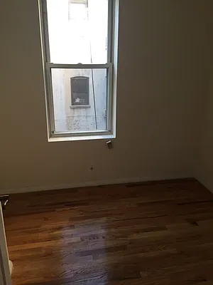 Rented by PMG Real Estate  | media 14