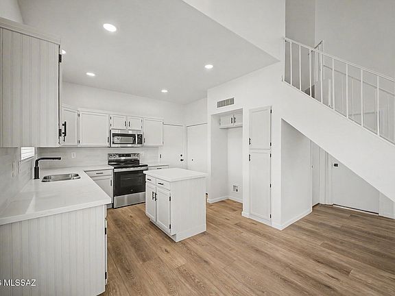 5th image of 3712 W Butterfly Ln