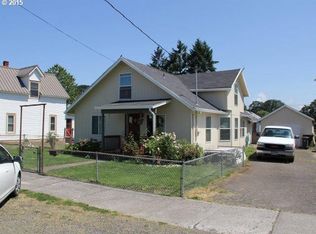 254 6th St, Saint Helens, OR 97051