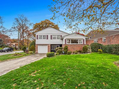 8679 Pinto St, Hollis, NY, 11423