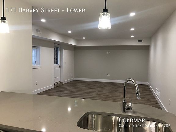 5th image of 171 Harvey St