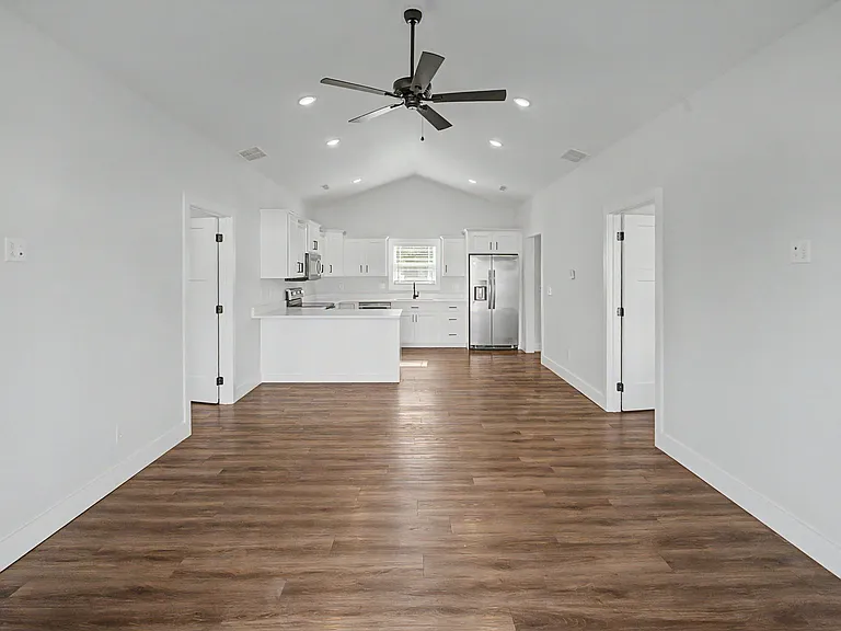 409 Magnolia Rdg — Photo 7