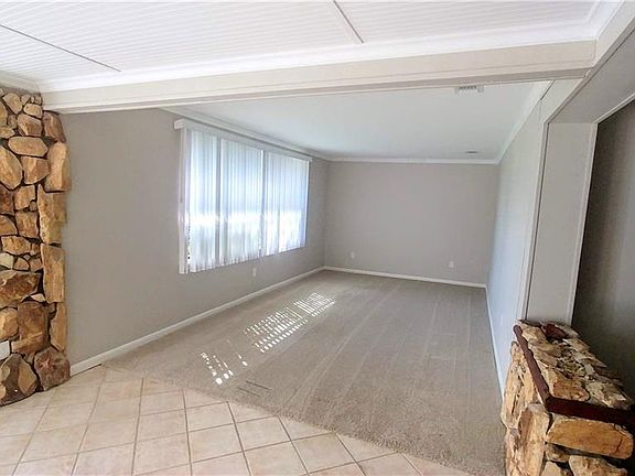 3rd image of 239 Chalmer Dr