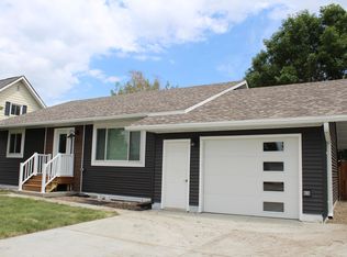 2036 9th Ave E, Williston, ND 58801