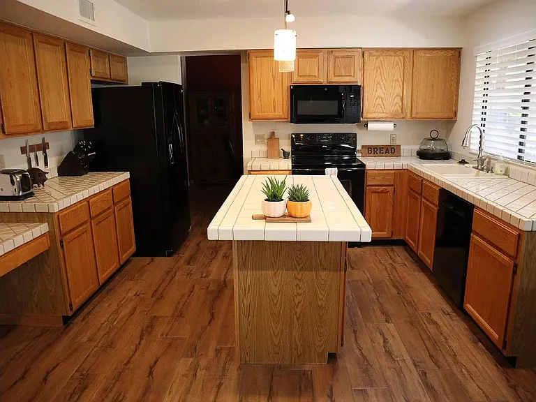 13402 S 38th Pl — Photo 25