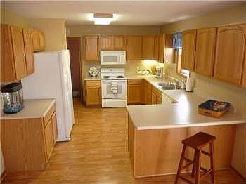 3rd image of 2551 Apple Valley Dr