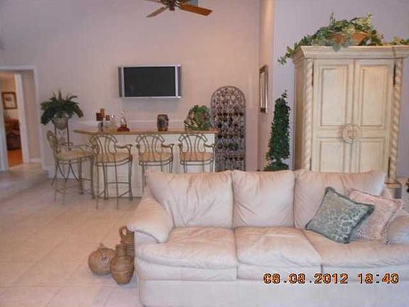 3rd image of 10020 E Calusa Club Dr