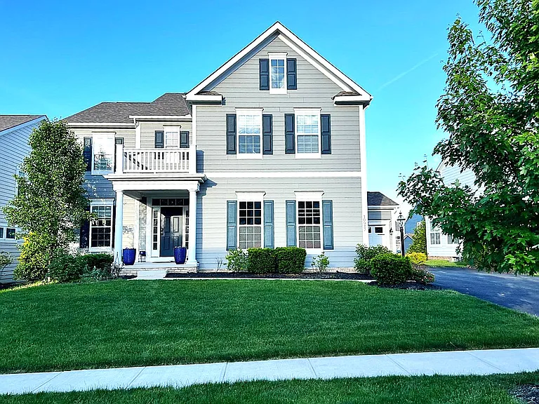 10937 Bellflower Dr — Photo 1