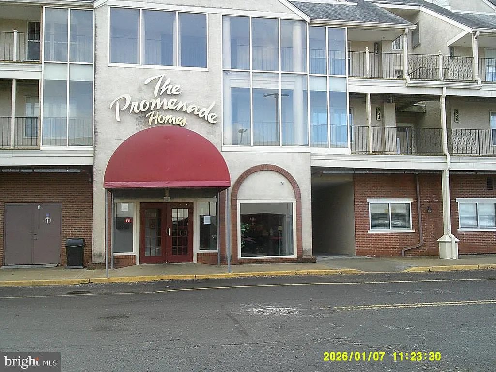 2 bed, 2.0 bath, 1310 sqft, $2,200 — Photo 1
