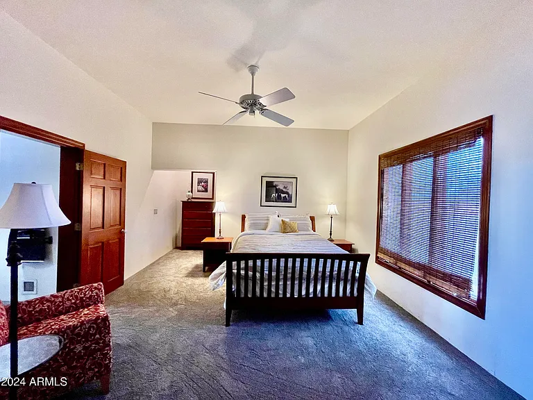 39002 N School House Rd — Photo 14