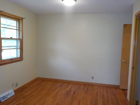 4th image of 513 Coronado Dr