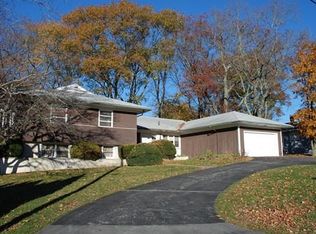 102 Archer St, Fall River, MA 02720