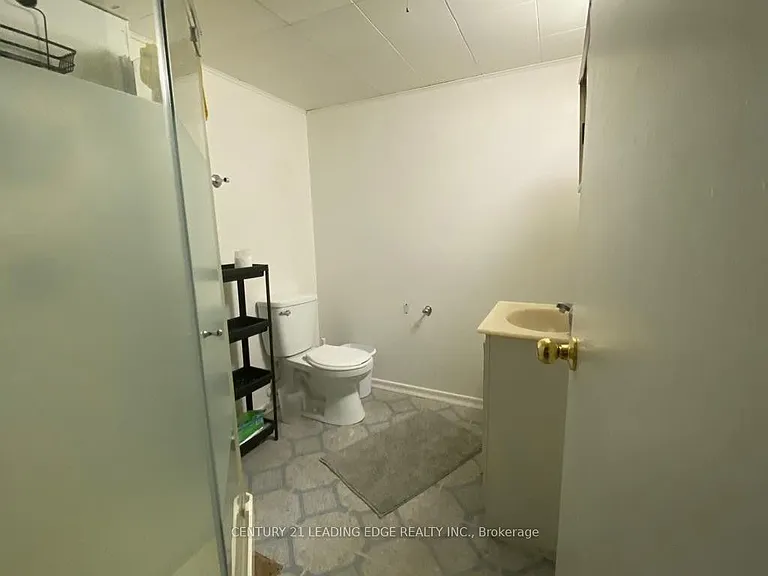 4 Randane Dr #BASEMENT — Photo 5