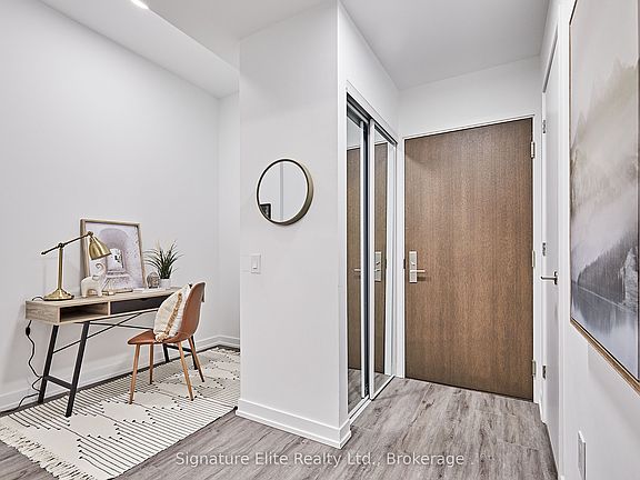 5th image of 39 Roehampton Ave #307