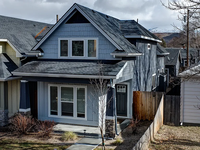 1818 S Grant Ave — Photo 9