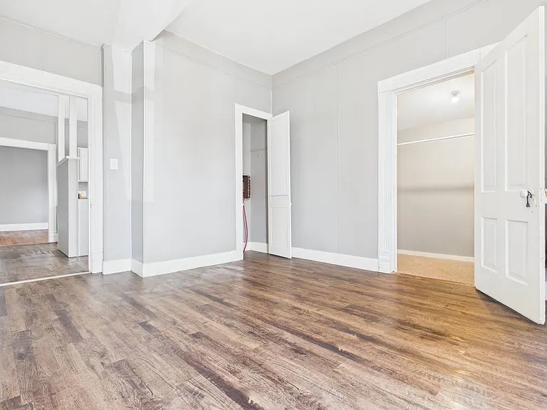 200 E Gay St #B — Photo 13