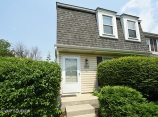 1254 Churchill Dr, Roselle, IL 60172