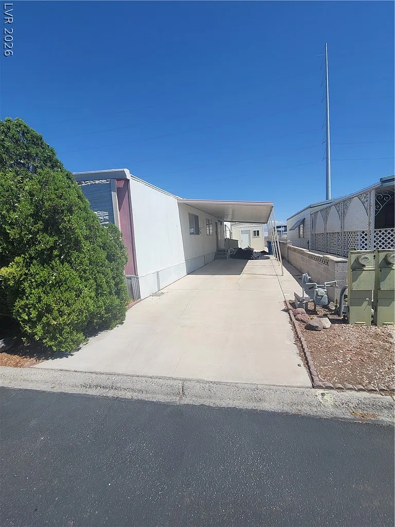 3 bed, 2.0 bath, 1536 sqft, $1,459 — Photo 1