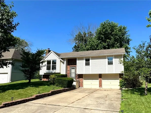3008 S Bryn Mawr Dr, Independence, MO 64057