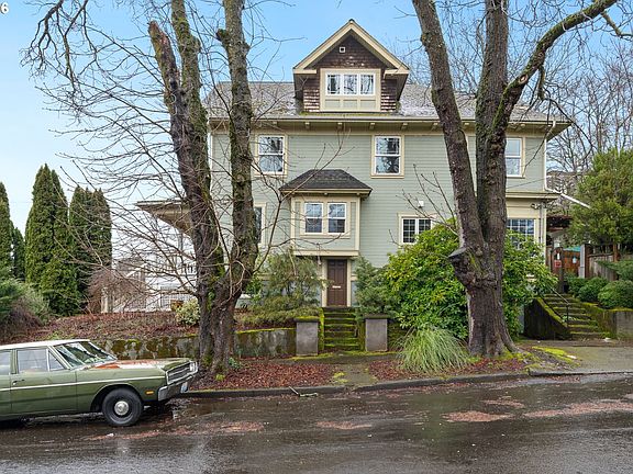 3rd image of 703 N Blandena St