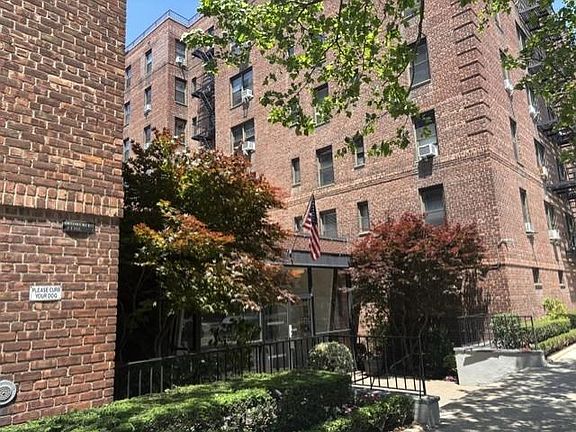 4th image of 9902 3rd Ave APT 2G
