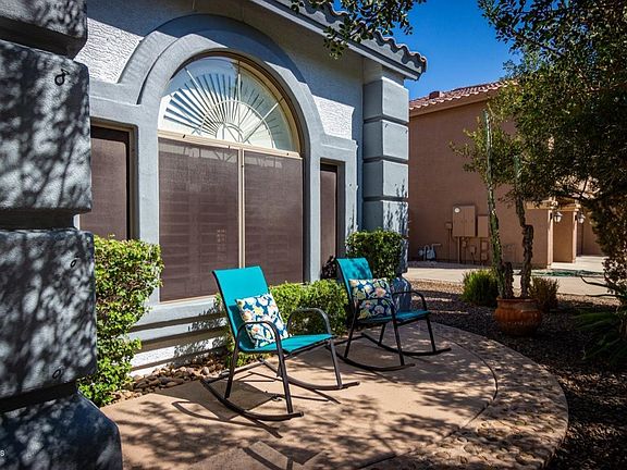 3rd image of 1428 E Canyon Way