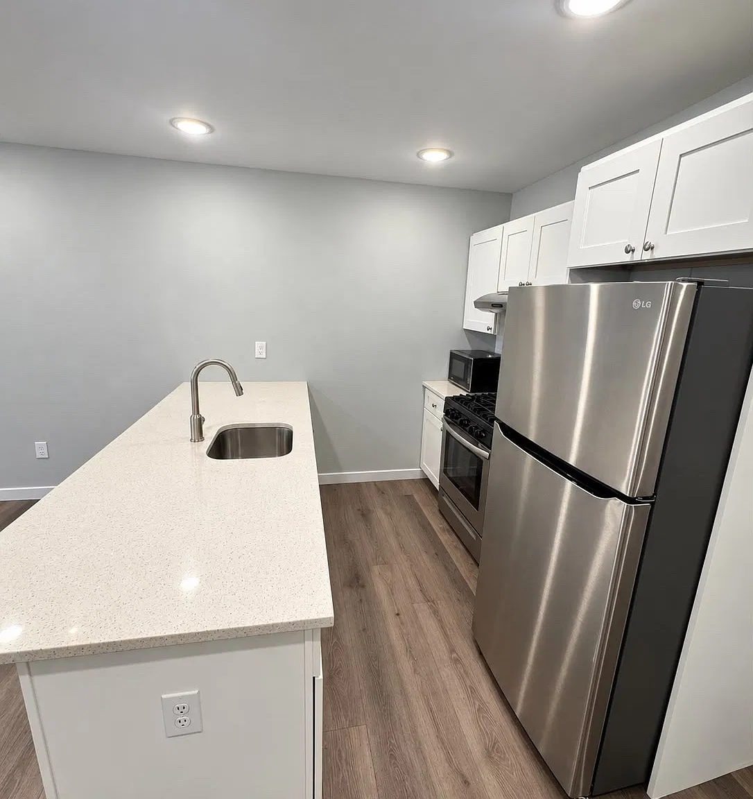 83 Godwin Ave — Photo 3