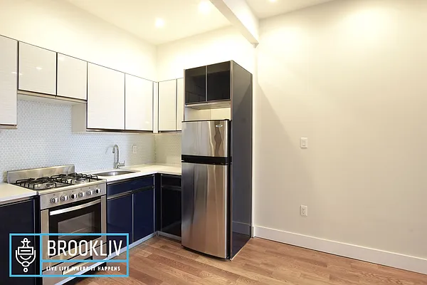 Rented by null | media 57