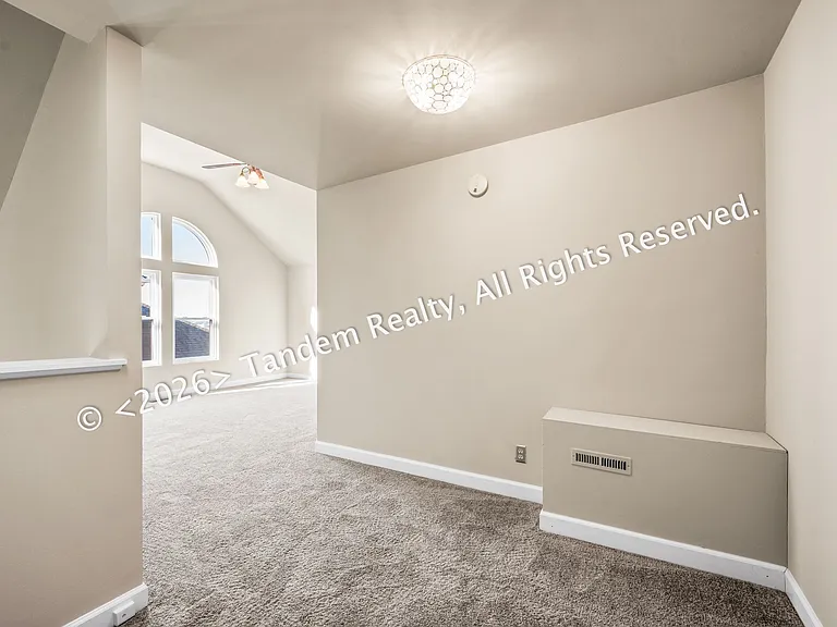 937 Russell St Apt 10 (27)_07222026