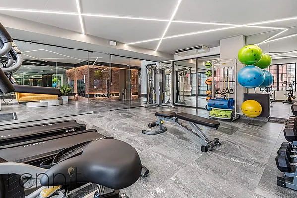 Rented by Rennit Inc. | media 31