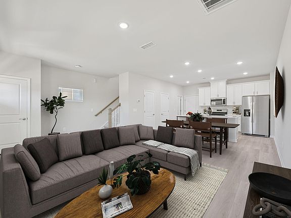 3rd image of 6069 Spring Forest Rd