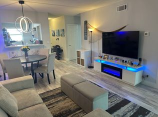 1400 NE 57th St APT 202, Fort Lauderdale, FL 33334